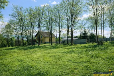 In cadru apreciabil, cu documentie si autorizatie: 550 mp teren intravilan, Tohanita, Zarnesti, Brasov - Zarnesti
