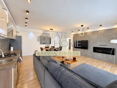 Apartament 3 camere 100 mp, de lux, ultracentral Ploiesti - foto 3