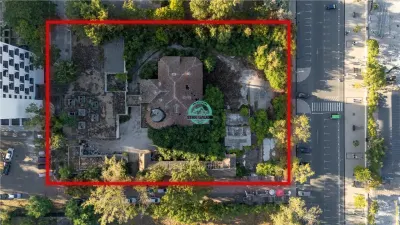 Vand fostul BAR ORIENT din MAMAIA avand teren 4371m, langa Vila Regala ( Regina Maria) - foto 2