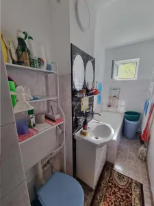 Apartament 2 camere et 2 zona 300  Cuza Voda langa Pompieri - foto 14