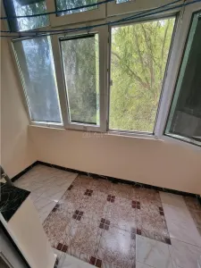 Apartament 2 camere et 2 zona 300  Cuza Voda langa Pompieri - foto 8