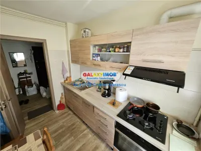 Apartament 3 camere Ion Mihalache 333 Bloc 17 - foto 12