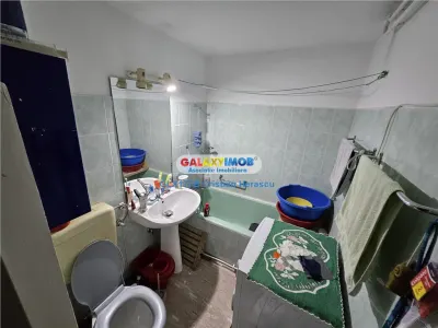 Apartament 3 camere Ion Mihalache 333 Bloc 17 - foto 14