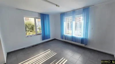Spatiu nou de inchiriat, Burdujeni, Torino, 100 mp si terasa 50 mp - foto 4