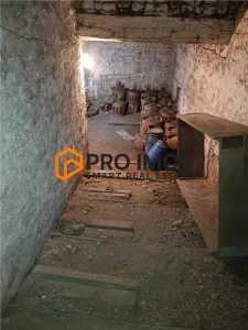 Teren intravilan+constructii zona Clodiru de Sus - foto 7