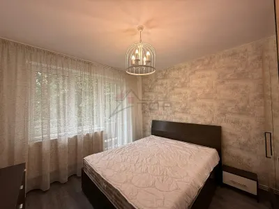 Apartament 3 camere semidecomandat, Podu Ros - Etaj 2 - foto 10