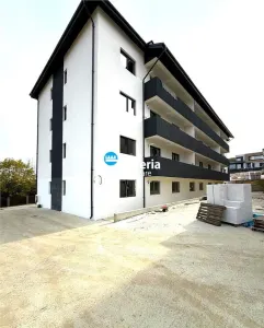 Apartament intabulat, 2 cam D, parcare , Hlincea Manta Rosie - Hlincea