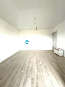 Apartament intabulat, 2 cam D, parcare , Hlincea Manta Rosie - foto 2