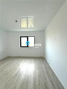 Apartament intabulat, 2 cam D, parcare , Hlincea Manta Rosie - foto 4