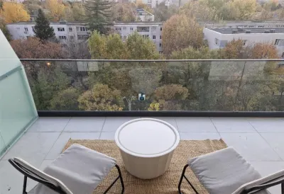 Inchiriere Apartament 2 Camere Decomandat Sun Royal View - foto 3