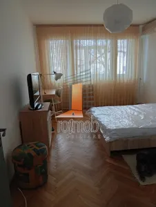 Piata Romana, garsoniera decomandata, mobilata si utilata - Bucuresti