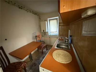 Apartament 3 camere cf 1 decomandat zona Spiru Haret - foto 5