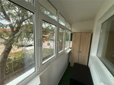 Apartament 3 camere cf 1 decomandat zona Spiru Haret - foto 8