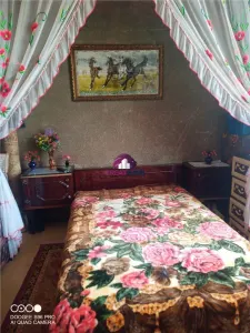 Inchiriere 1 camera dintr-un apartament cu 3 camere. - Bucuresti