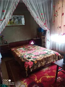 Inchiriere 1 camera dintr-un apartament cu 3 camere. - foto 2