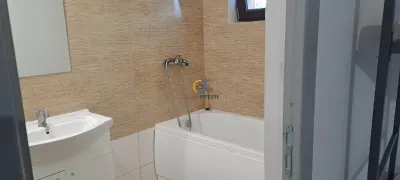 Vila Spatioasa cu 6 camere langa Pitesti ideala pentru Cazare Echipa, gradinita - foto 5