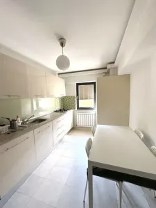 2 Camere, 75mp, spatiu generos, zona premium ideal pentru locuit sau firma - foto 3