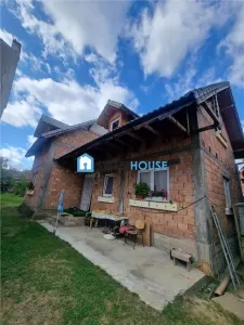 CASA CU ETAJ IN CENTRU - foto 7