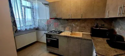 Apartament cu 1 camere decomandat, etaj 1 str Pepinierei - Iasi
