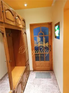 Apartament 2 camere, CENTRALA proprie, ETAJ 1- Zona Lipovei - foto 4