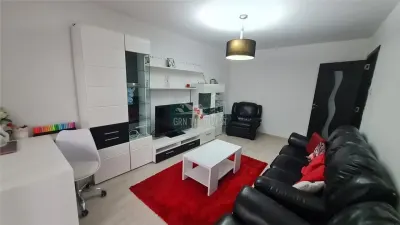 Apartament 3 camere decomandat balcon zona Centrala - foto 2