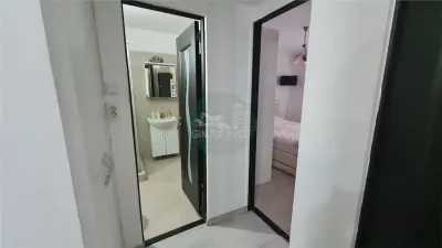 Apartament 3 camere decomandat balcon zona Centrala - foto 8