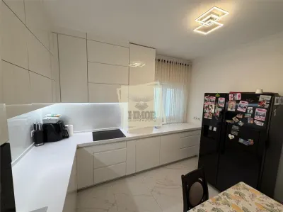 Apartament de LUX cu 4 camere 2 bai si 2 parcari in Cartier Deventer - foto 10