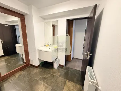 Spatiu comercial cu 2 camere in zona Centrala - foto 4