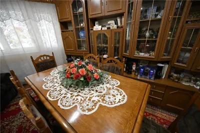 Apartament 4 camere în George Enescu, Suceava | 76,8 mp utili | Parter înalt | 2 băi | 2 balcoane | Comision 0 - foto 3