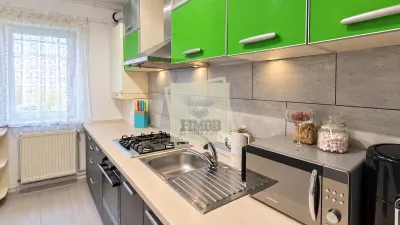 Apartament 3 camere | Decomandat | Zona Facultatea de Medicina - foto 4