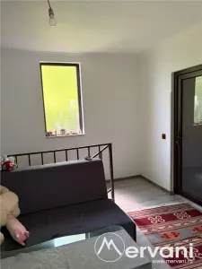 Casa de vanzare cu 4 camere in Comarnic - foto 19