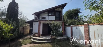 Vila de vanzare cu 4 camere in Beaza, cu dormitor la parter - Breaza