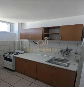 Alzza Real Estate | Garsonieră de închiriat | 28 mp | Mobilată și utilată | 330 € - foto 3
