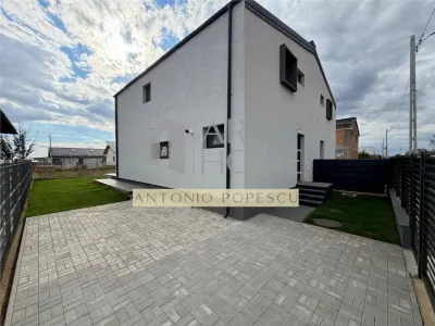 Casa duplex cu perete dublu, in Strejnicu, la 5 km de Ploiesti. - foto 3