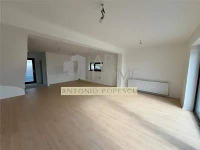 Casa duplex cu perete dublu, in Strejnicu, la 5 km de Ploiesti. - foto 8