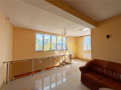 Casa cu etaj la cheie de vanzare in Chisineu Cris - foto 14