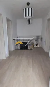 Victoriei-Berzei, Apartament cochet, in vila, 6 camere, la cheie - foto 11