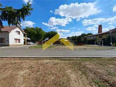 Teren intravilan de vanzare in cartierul Verde, Arad - foto 4