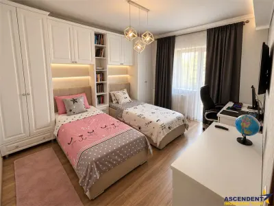 Apartament 3 camere, decomandat, regim vila, 2 terase, parcare, etaj2, Tractorul, Brasov - foto 4