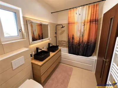 Apartament 3 camere, decomandat, regim vila, 2 terase, parcare, etaj2, Tractorul, Brasov - foto 6