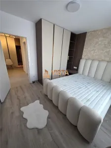 Apartament 2 camere, zona Tractorul- Rokman - foto 2