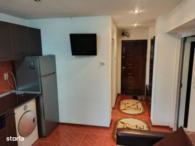 Vand garsoniera frumoasa si spatioasa . Mobilata si utilata. - foto 3