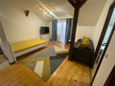 Garsoniera la mansarda cu balcon - Vasile Aaron - Sibiu