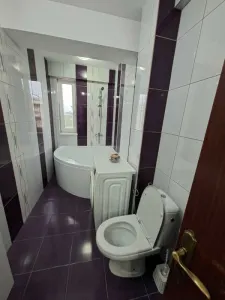 inchiriez apartament 2 camere zona VIVO CONSTANTA - foto 6