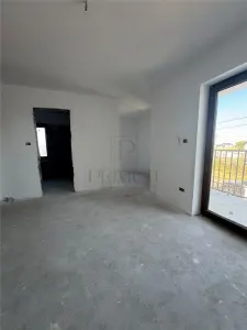 CASA SPATIOASA 4 DORMITOARE BUCATARIE INCHISA ZONA SERENA ASFALT SI TOATE UTILITATILE - foto 15