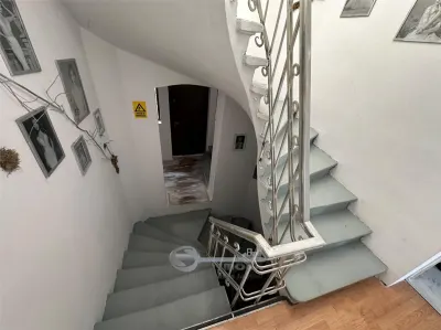 Proprietate reprezentativă în centrul Iașului –  258 mp utili și 512 mp teren - foto 4