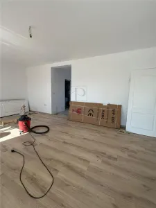 DUPLEX PE ETAJ 3 DORMITOARE BUCATARIE INCHISA TEREN 400 MP ZONA LINISTITA DE DEZVOLTARE - foto 15