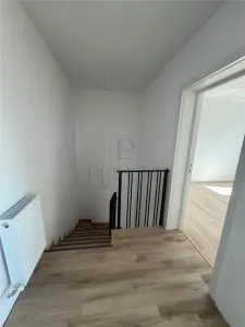 DUPLEX PE ETAJ 3 DORMITOARE BUCATARIE INCHISA TEREN 400 MP ZONA LINISTITA DE DEZVOLTARE - foto 6