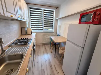 Apartament 2 camere decomandat balcon zona Mihai Viteazu - foto 12