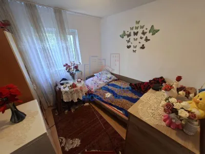 Apartament 3 camere semidecomandat zona Dacia - etaj 2 - foto 2